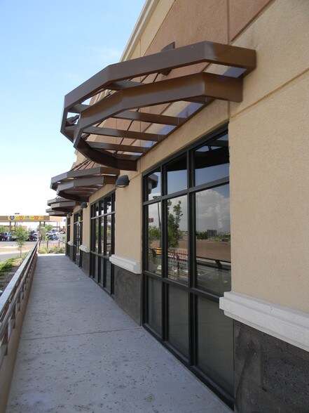 More Photos Of 11890 Vista del Sol Dr, El Paso General Retail For Lease