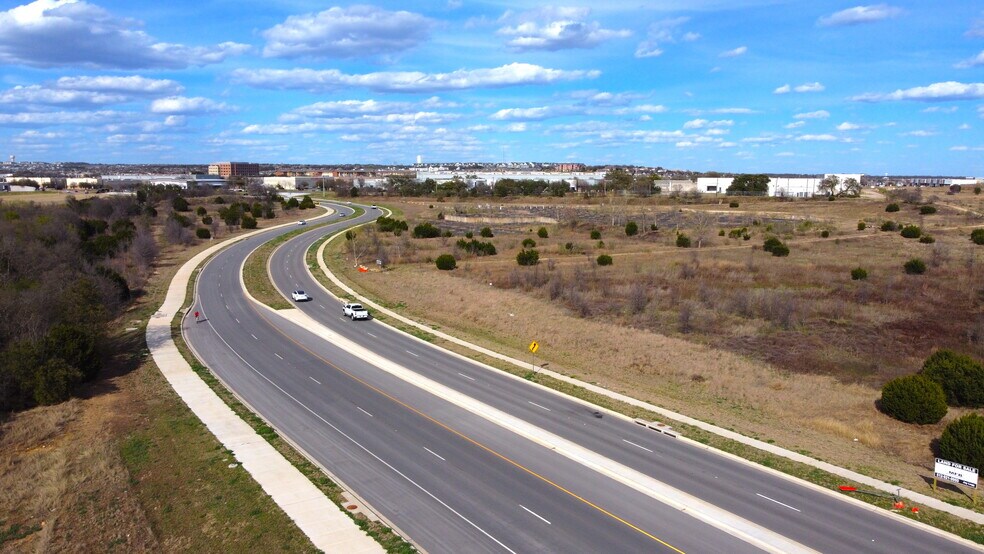 More Photos Of University Ave, Round Rock Land For Sale