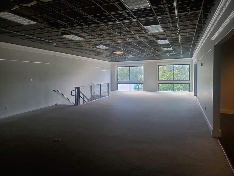 More Photos Of 3550 N Federal Hwy, Fort Lauderdale Freestanding For Lease