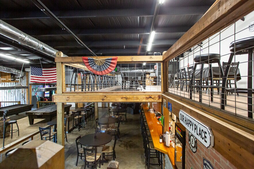 More Photos Of 3005 US Highway 84, Blackshear Storefront For Lease