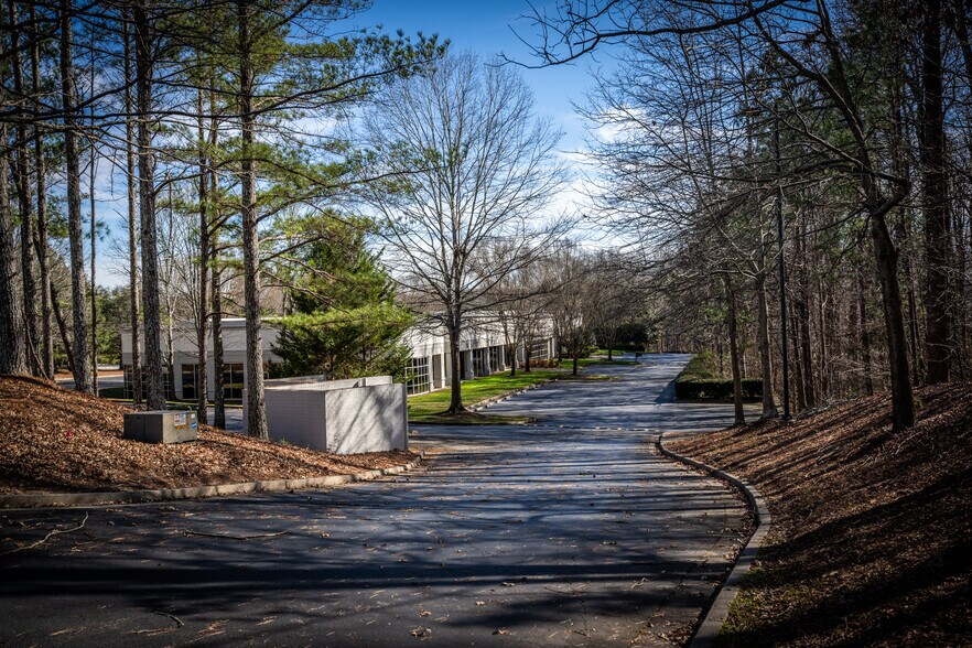 More Photos Of 13000 Deerfield Pky, Alpharetta Unknown For Lease