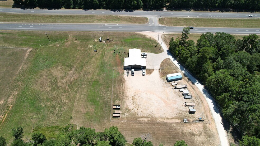 More Photos Of 5090 US Highway 190 W, Livingston Office For Sale