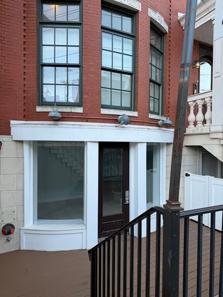 More Photos Of 299-307 Grand St, Jersey City Apartments For Lease