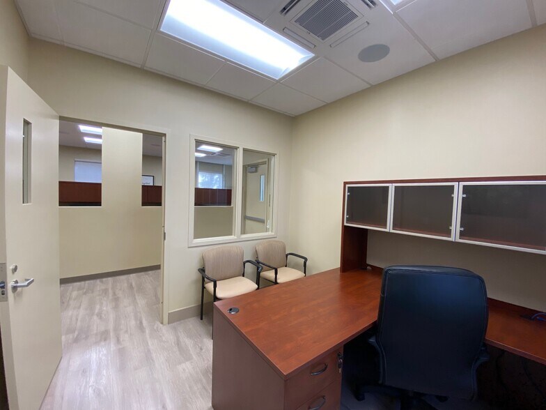 More Photos Of 11623 Philadelphia Rd, White Marsh Medical For Sale