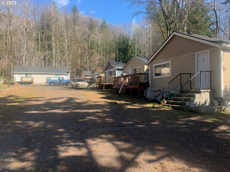 More Photos Of 105 N Front St, Detroit Apartments For Sale