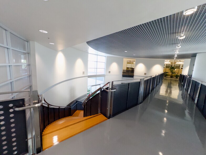 More Photos Of 1175 Elko Dr, Sunnyvale Research And Development For Lease