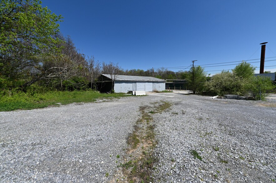 More Photos Of 164 Eyster Rd, Halltown Manufacturing For Sale