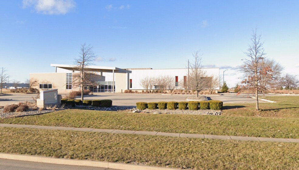 More Photos Of 1002 Interstate Dr, Champaign Medical For Lease