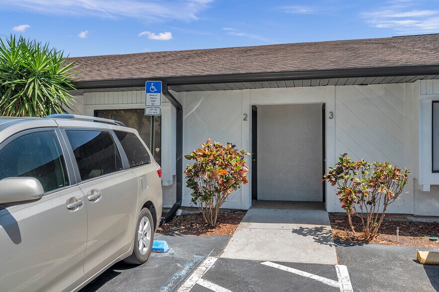 More Photos Of 5100 78th Ave N, Pinellas Park Medical For Lease