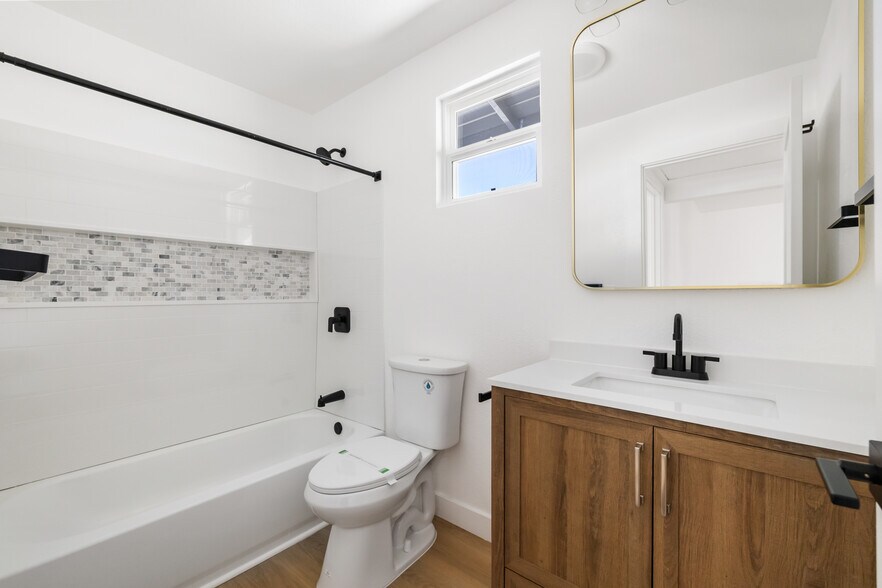 More Photos Of 416-420 Church Ave, Chula Vista Apartments For Sale