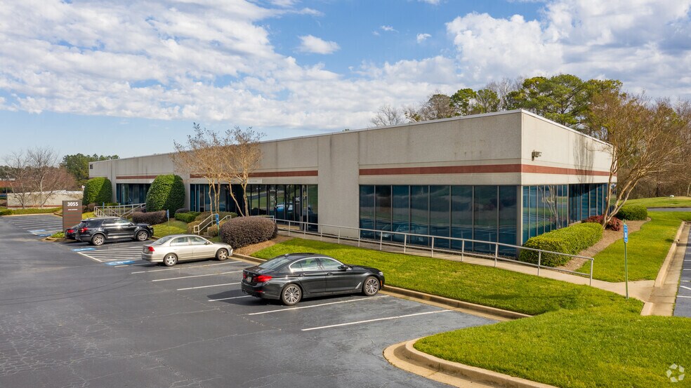 More Photos Of 3025 Breckinridge Blvd, Duluth Unknown For Lease