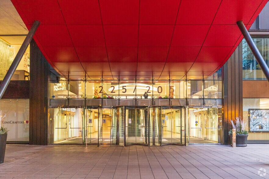 More Photos Of 205 N Michigan Ave, Chicago Office For Lease