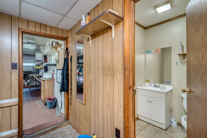 More Photos Of 5679 Partridgeville Rd, Brantingham Lodge Meeting Hall For Sale