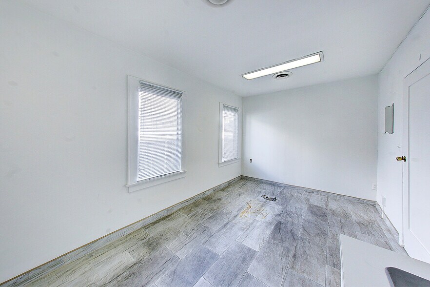 More Photos Of 1521 N Broadway, Santa Ana Medical For Sale