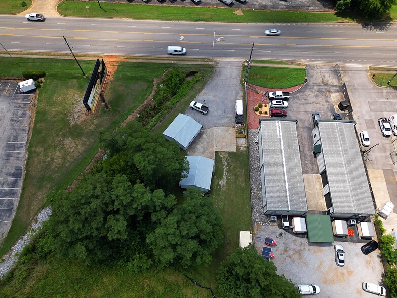 More Photos Of 1916 Jordan Ln NW, Huntsville Freestanding For Sale