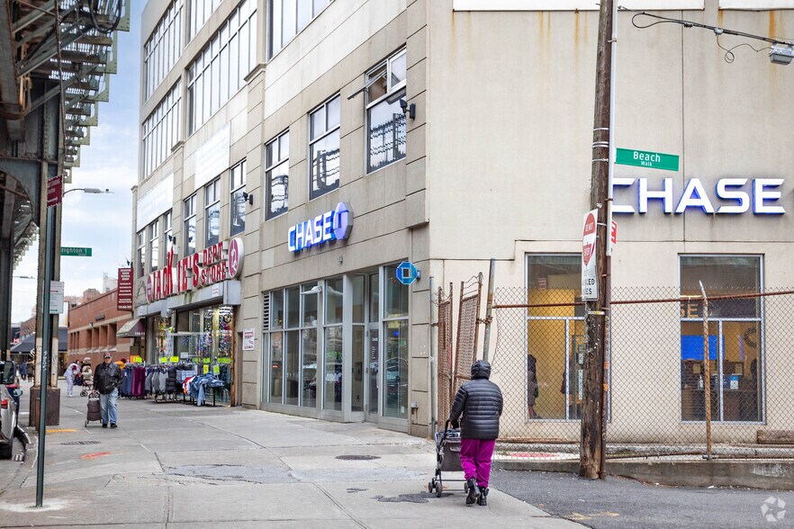 More Photos Of 128-132 Brighton Beach Ave, Brooklyn Office For Lease