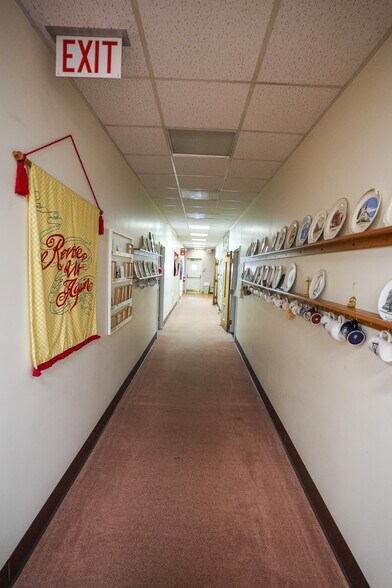 More Photos Of 431 Delaware Ave, Palmerton Office For Sale