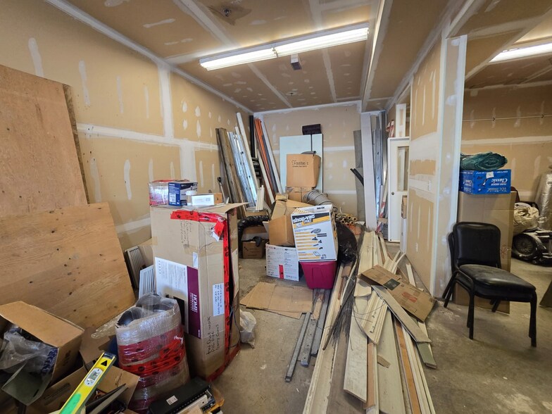 More Photos Of 17957 55th Ave, Surrey Warehouse For Sale