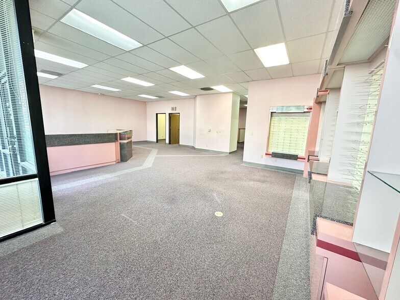 More Photos Of 18617 Gale Ave, City Of Industry Medical For Lease