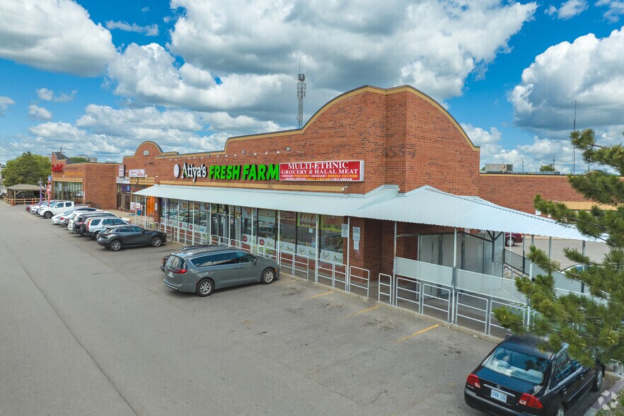 More Photos Of 1225 Kennedy Rd, Toronto Storefront For Lease