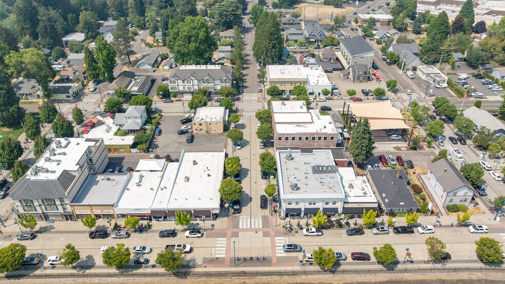 More Photos Of 16079 SW Railroad St, Sherwood Office For Sale