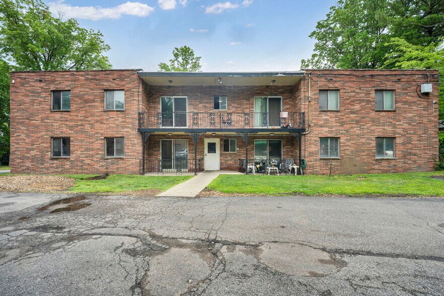 More Photos Of 818-850 S Green Rd, South Euclid Apartments For Sale