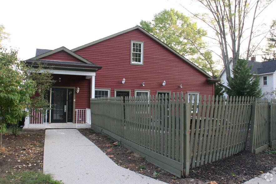 More Photos Of 2085 Burnt Mills Rd, Bedminster Freestanding For Sale