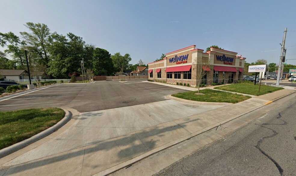More Photos Of 924 W Pike St, Goshen Medical For Lease