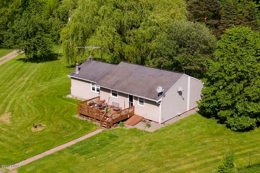 More Photos Of 37 Colonel Lindbergh Ln, Moscow Airport For Sale