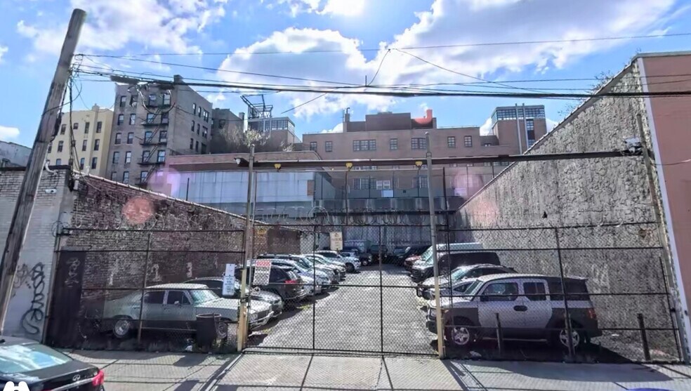 More Photos Of 4448-4452 Park Ave, Bronx Warehouse For Sale