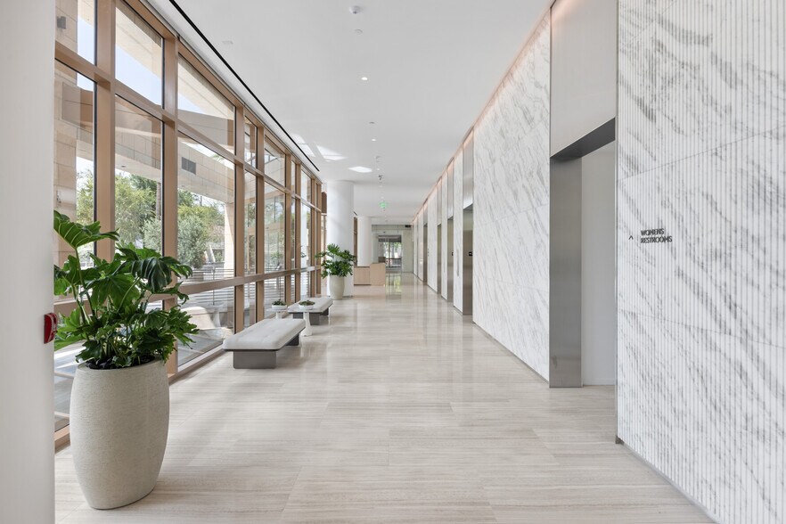 More Photos Of 3400 W Riverside Dr, Burbank Office For Lease