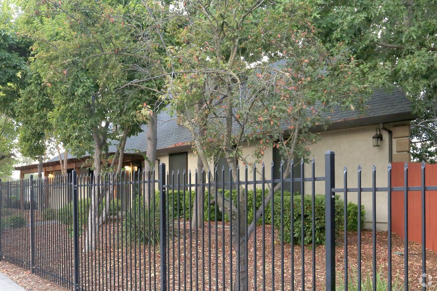More Photos Of 6151 Garfield Ave, Sacramento Medical For Sale