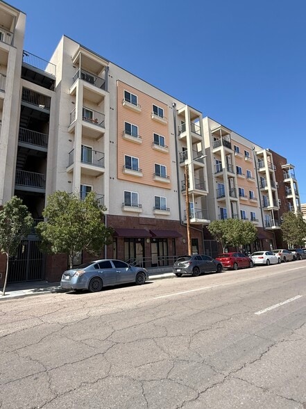 More Photos Of 501 S Campbell St, El Paso Apartments For Lease