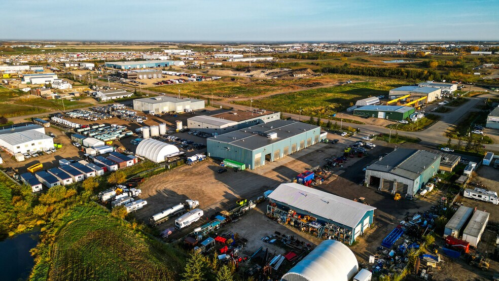 More Photos Of 605 15th Ave, Nisku Warehouse For Sale