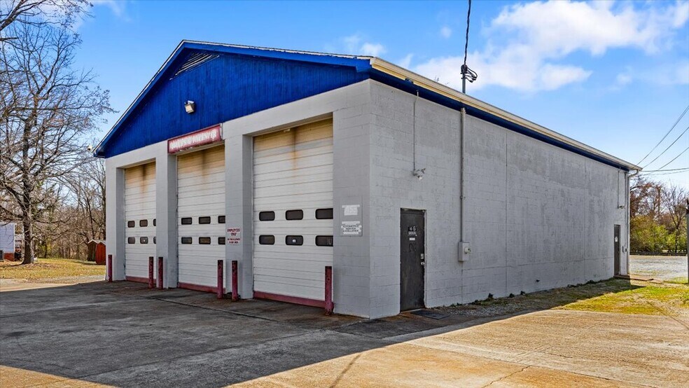 More Photos Of 2901 Randleman Rd, Greensboro Auto Repair For Sale