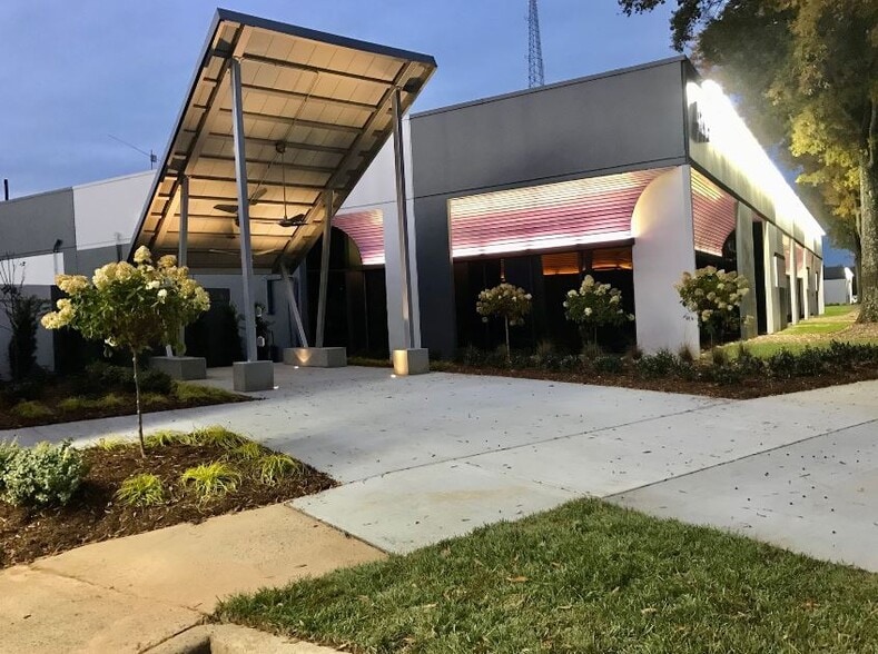More Photos Of 4201 Stuart Andrew Blvd, Charlotte Light Distribution For Lease