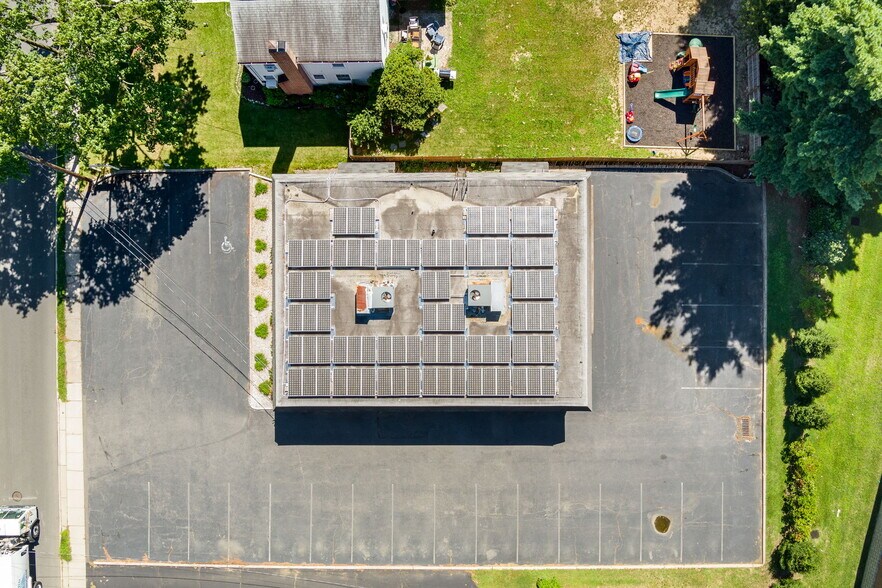 More Photos Of 2561 Yardville Hamilton Squ Rd, Hamilton Square Office For Sale