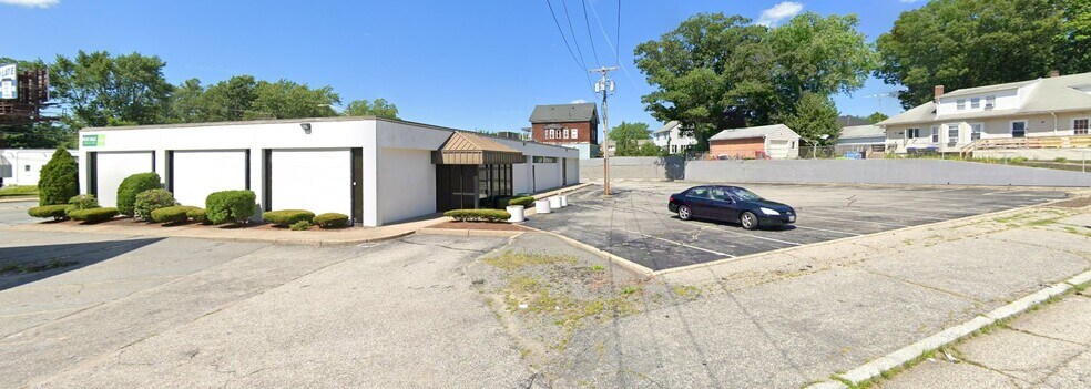 More Photos Of 310 Reservoir Ave, Providence Office For Sale