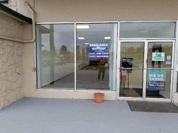 More Photos Of 200 Hobson St, McMinnville Storefront For Lease