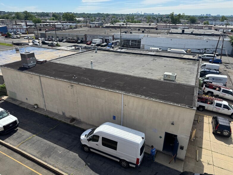 More Photos Of 194 Daniel St, Hackensack Warehouse For Sale