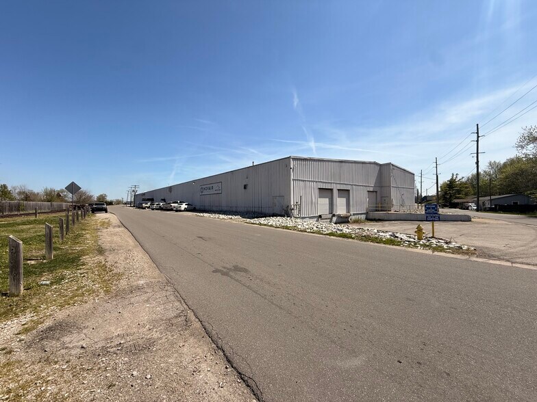 More Photos Of 211 Province St, Franklin Manufacturing For Lease