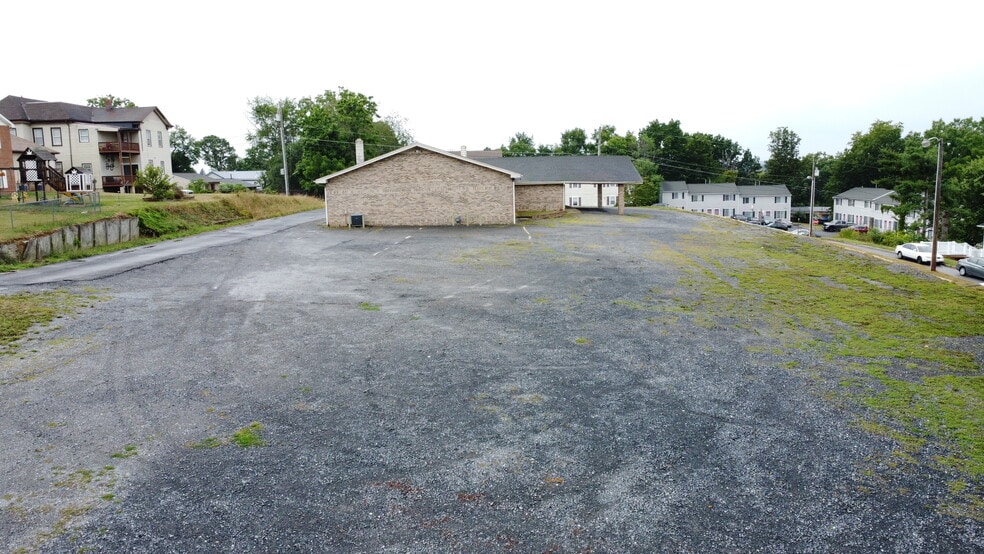 More Photos Of 1312 C St, Waynesboro Religious Facility For Sale