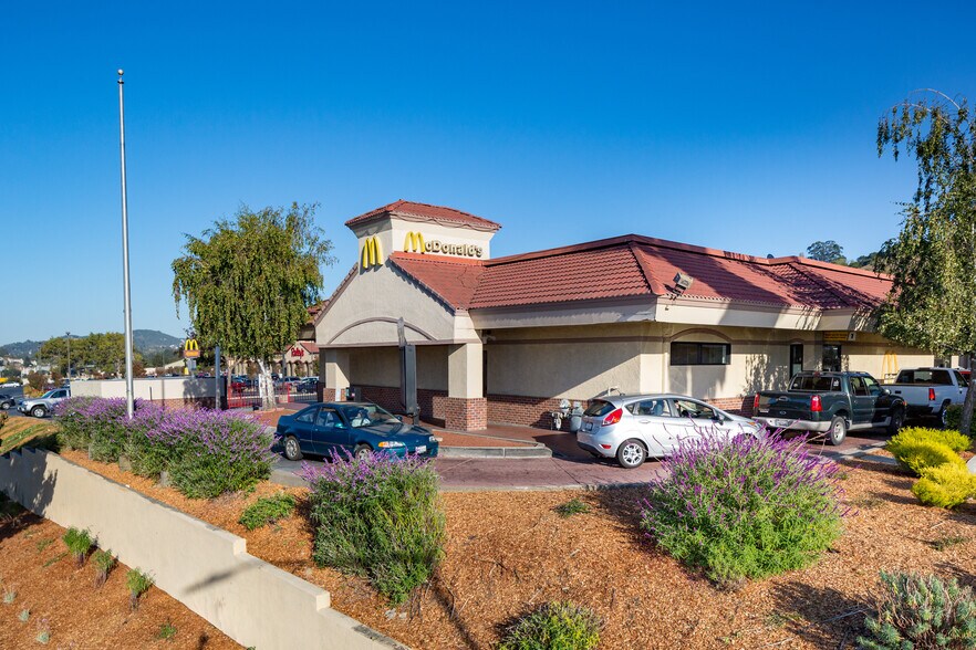 More Photos Of 3200-3380 San Pablo Dam Rd, San Pablo Unknown For Lease