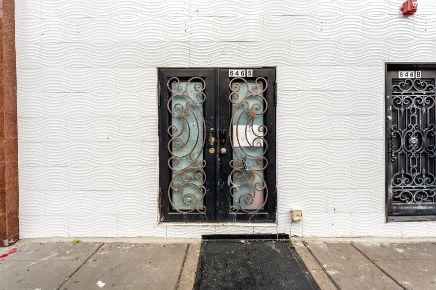 More Photos Of 646 Newark Ave, Jersey City Storefront Retail Residential For Lease