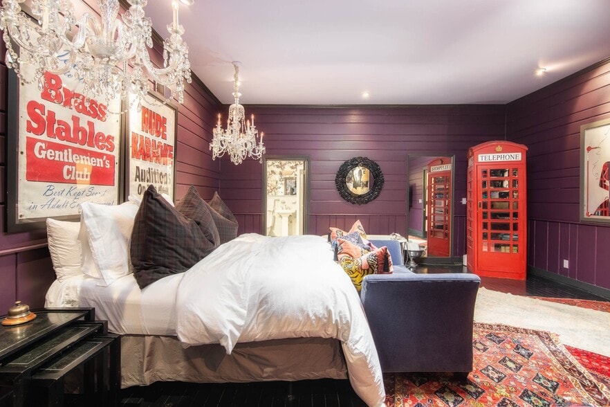 More Photos Of 213 Printers Aly, Nashville General Retail For Sale