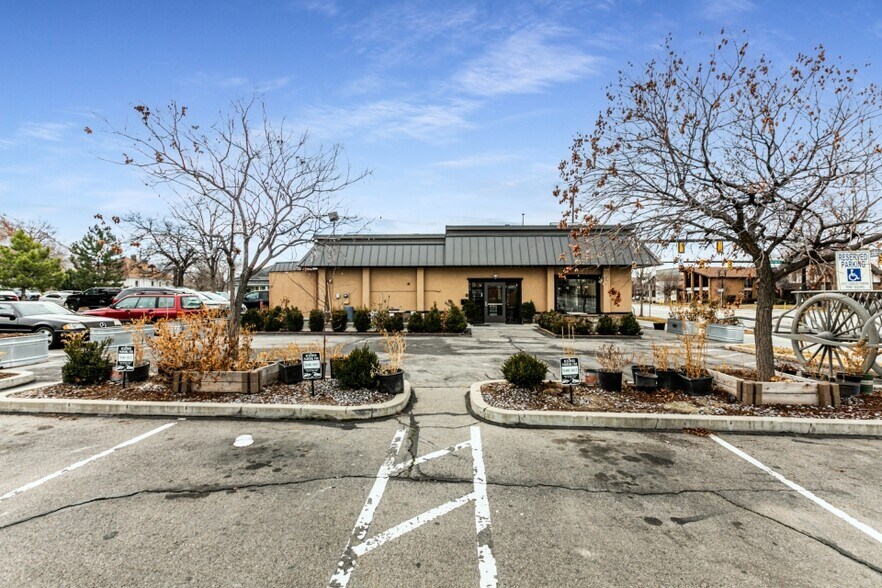 More Photos Of 410 N University Ave, Provo Fast Food For Sale