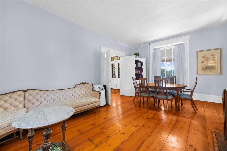 More Photos Of 5358 York Rd, Doylestown Hospitality For Sale