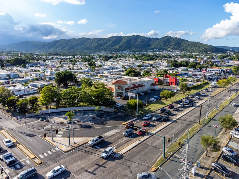 More Photos Of 101 PR-1, Caguas Drugstore For Sale