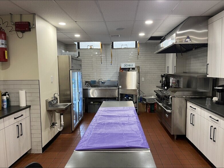 More Photos Of 11642 Farmers Blvd, Saint Albans Religious Facility For Lease