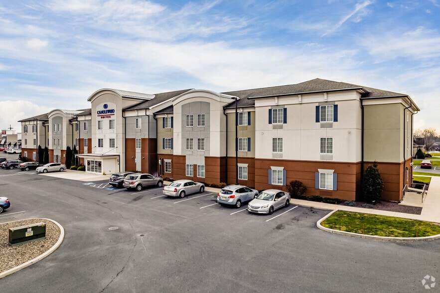 More Photos Of 231 Walker Rd, Chambersburg Hotel For Sale